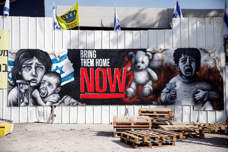 2023-10-26t154200z-66785675-rc2b04aywah8-rtrmadp-3-israel-palestinians-hostages-children-mural.jpg