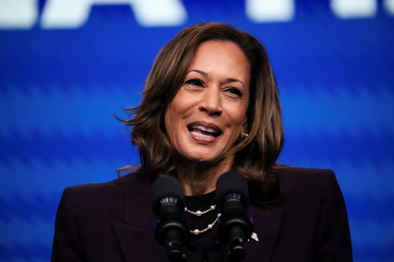 2024-07-25t155002z-360184637-rc2a29a2f8im-rtrmadp-3-usa-election-harris-texas.jpg