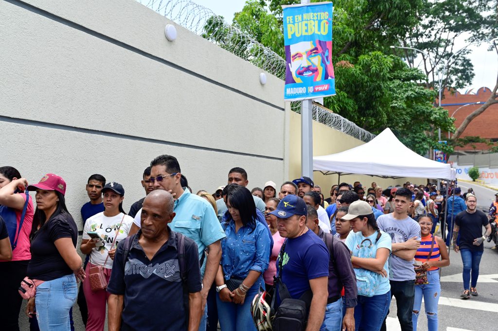 2024-07-28t192403z-325767045-rc2f49ae6f9d-rtrmadp-3-venezuela-election.jpg