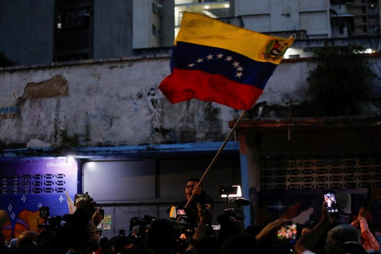 2024-07-28t235156z-1560855190-rc2n49alfl43-rtrmadp-3-venezuela-election.jpg