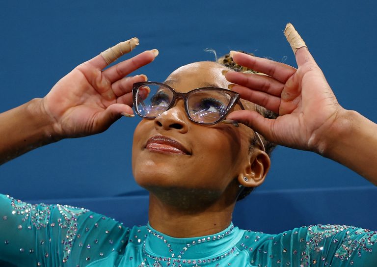 2024-08-05t131316z-545328159-up1ek8510q39n-rtrmadp-3-olympics-2024-artisticgymnastics.jpg