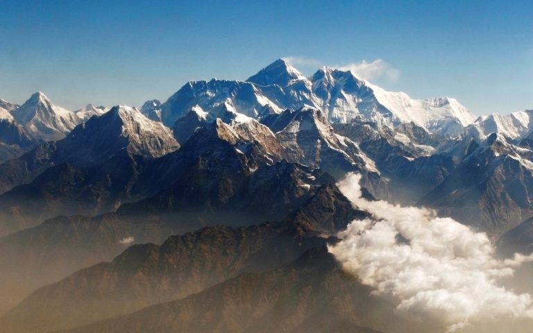 2019-06-19t180844z-827736426-rc19cc9b5110-rtrmadp-3-climate-change-himalayas.jpg