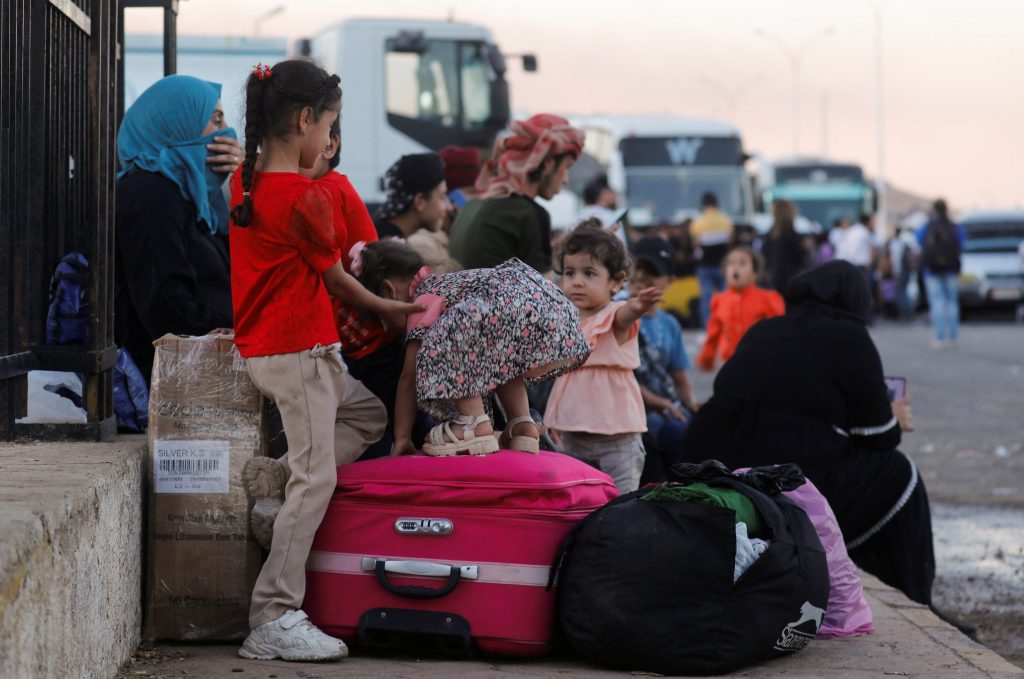 2024-09-25t201408z-364945555-rc2u7aafjp8c-rtrmadp-3-israel-palestinians-lebanon-syria.jpg