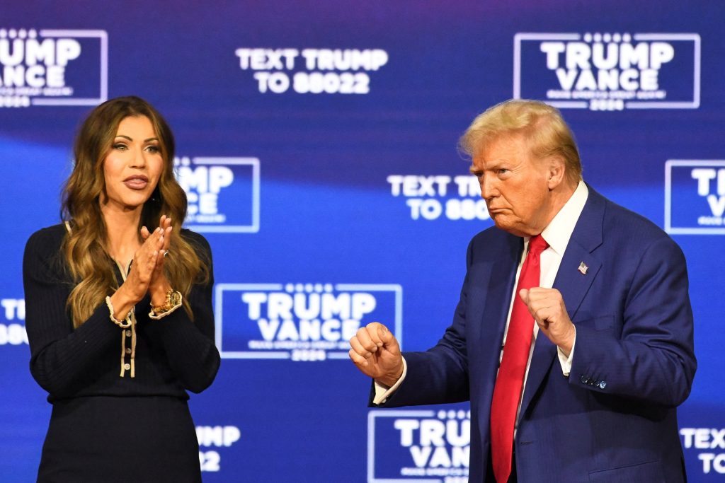 2024-10-15t001744z-579507587-rc2okaa59uan-rtrmadp-3-usa-election-trump.jpg