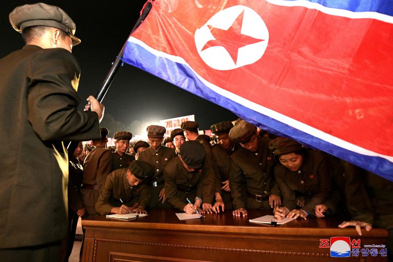2024-10-16t014122z-964786056-rc2akaa98z4q-rtrmadp-3-northkorea-southkorea.jpg