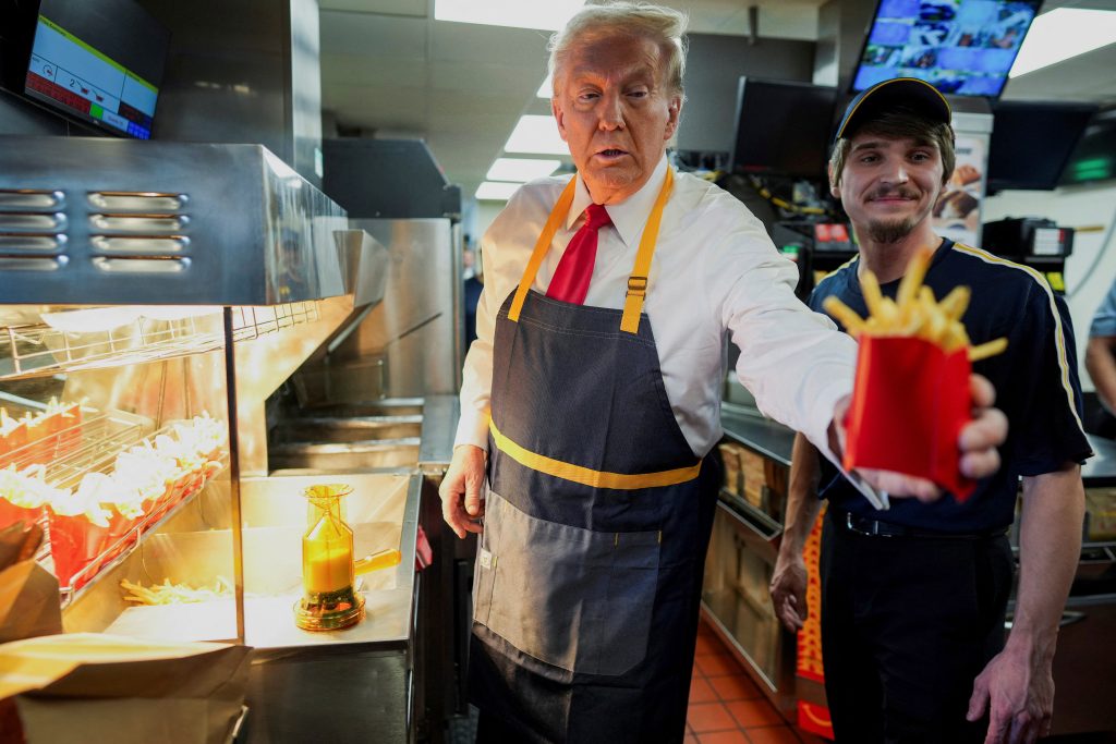 2024-10-20t181731z-1315371206-rc2ioaa7hibv-rtrmadp-3-usa-election-trump.jpg