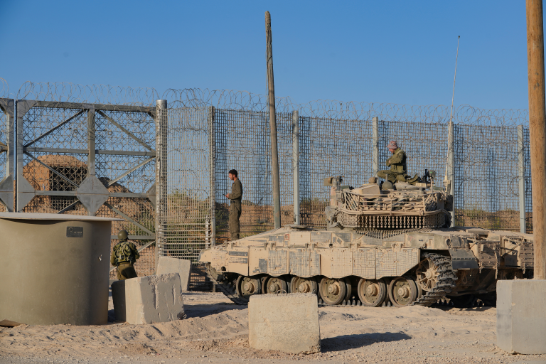 2024-10-21t054140z-922294653-rc2toaalywo4-rtrmadp-3-israel-palestinians-gaza-crossing.jpg