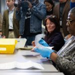 2024-10-25t182032z-546017377-rc2traa2au6d-rtrmadp-3-usa-election.jpg