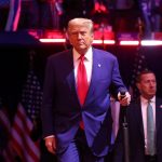 2024-10-27t234209z-937308771-rc2btaapmixs-rtrmadp-3-usa-election-trump.jpg