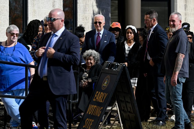 2024-10-28t161617z-894725228-rc2staai0x5g-rtrmadp-3-usa-biden.jpg