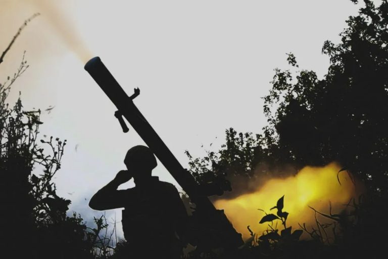 4-getty-sombra-militar.png