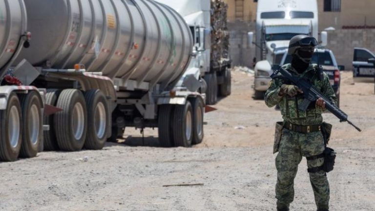 foto-3-o-roubo-de-gasolina-e-um-crime-pendente-de-solucao-em-tamaulipas-mas-isso-nao-impediu-tampico-de-ser-uma-cidade-segura.jpg