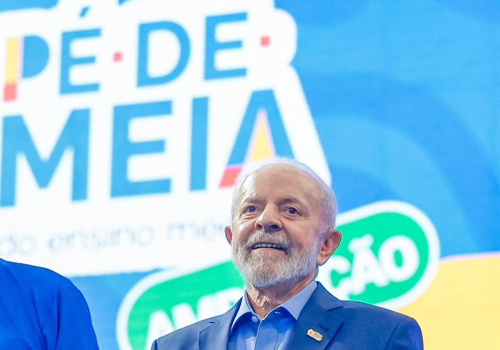 lula-pe-de-meia.jpg