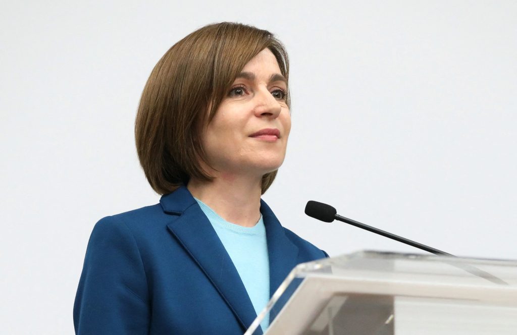 2024-11-03t233244z-1107289765-rc2zxaajda3h-rtrmadp-3-moldova-election.jpg