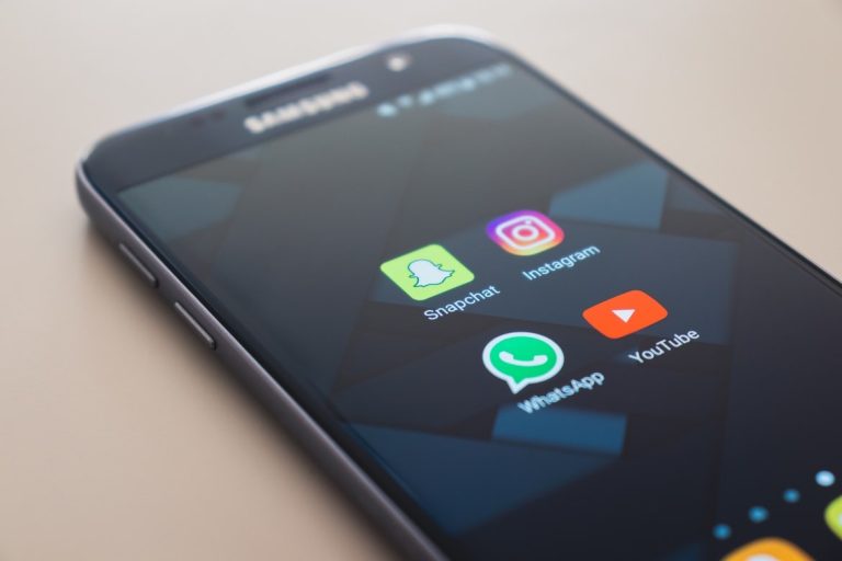 whatsapp.jpg