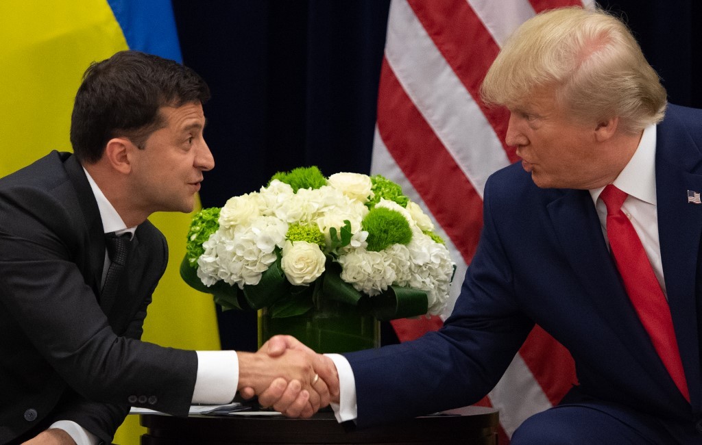 Pelo telefone, Trump promete a Zelensky ‘acabar com a guerra’