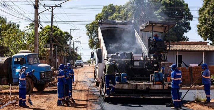 “Várzea Grande em Revolução: Kalil Barakat Entrega 250 km de Asfalto e Planeja Mais Melhorias até o Fim do Ano!”