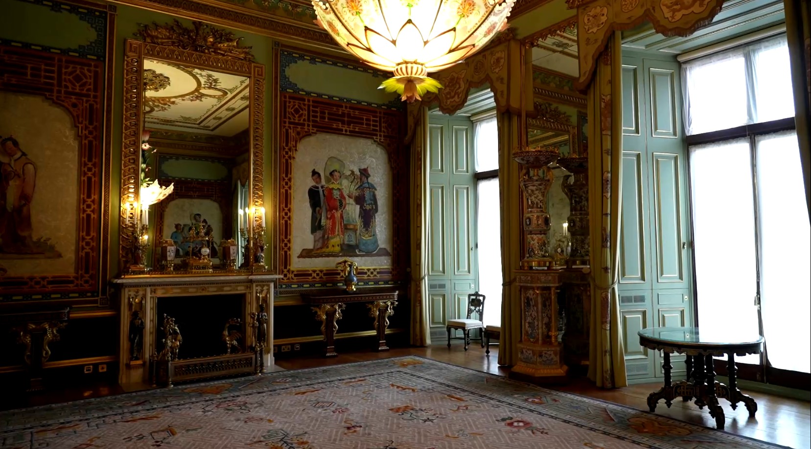 Palácio de Buckingham abre salas para visitas públicas com ingresso a partir de R$ 520