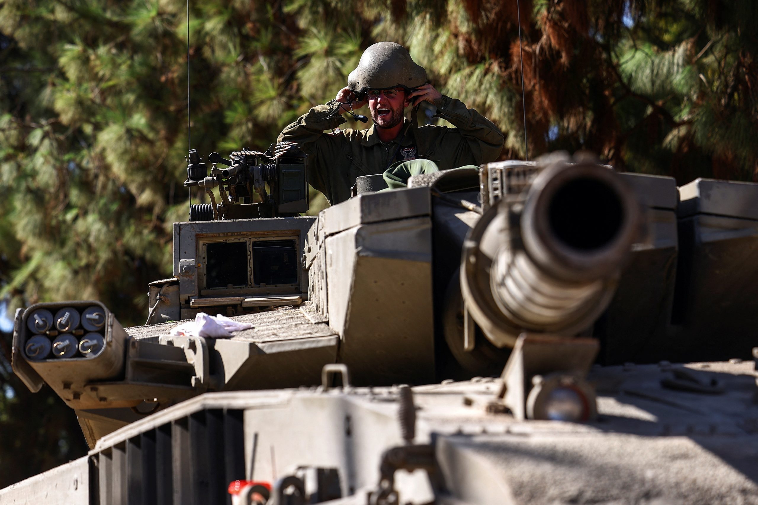 Em meio a temores de retaliação a Israel, Hezbollah diz ter ferido militares israelenses em ataque de drone contra o norte do país