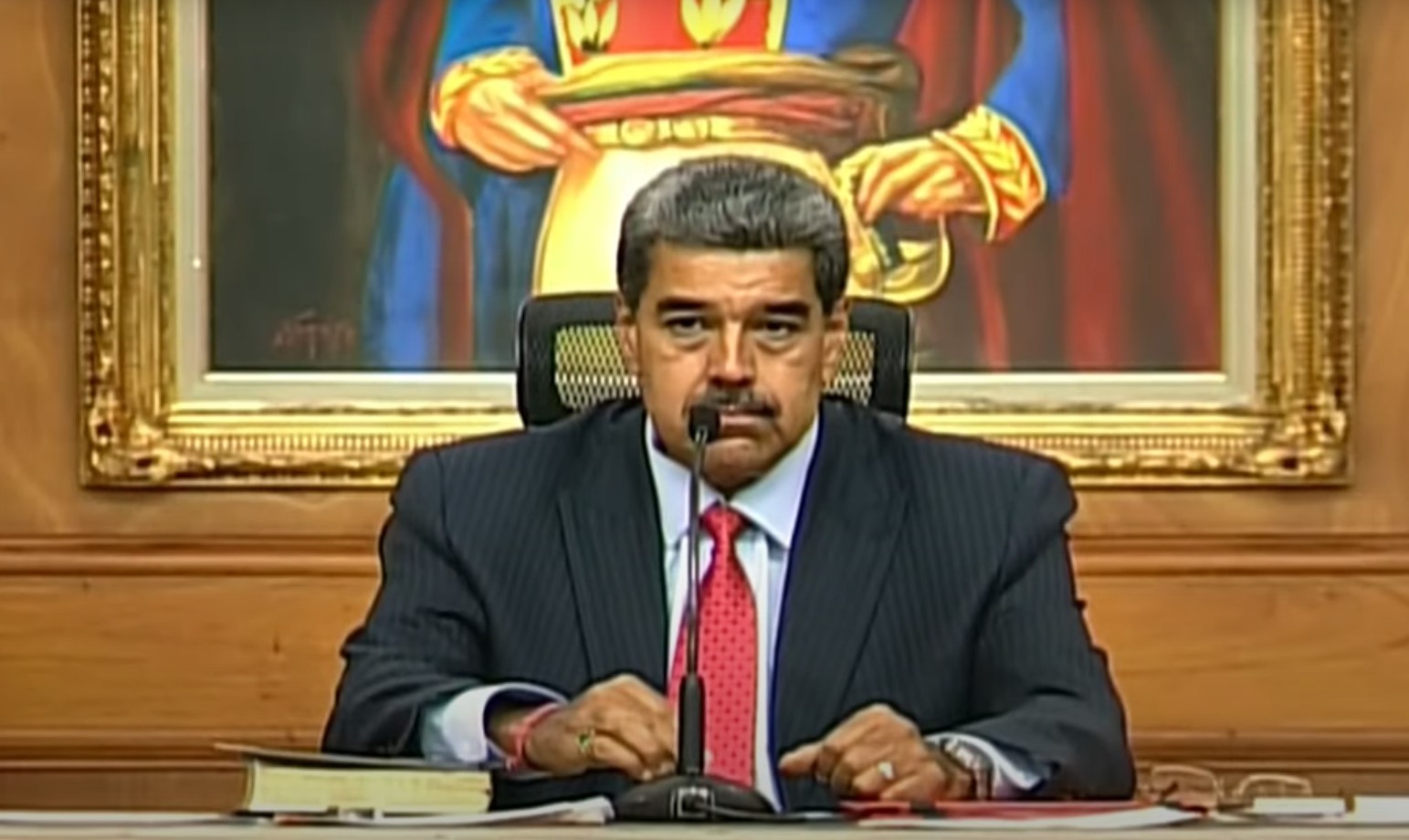 Maduro critica Centro Carter, que ministro da Defesa elogiou por ‘seriedade’ e ‘prestígio’ dias antes da eleição