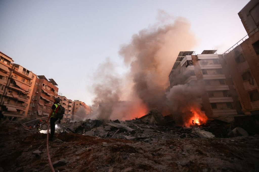 Bombardeios israelenses deixam mais de 50 mortos no Líbano