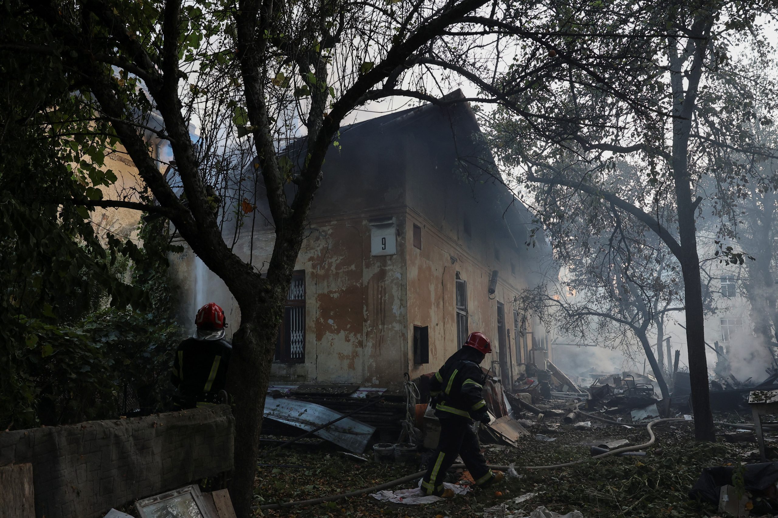 Ataque russo com drones deixa 3 mortos e 11 feridos na Ucrânia