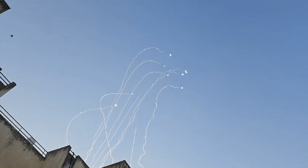 Com trilha de cinema e em meio a ameaça de guerra total com Israel, Hezbollah divulga vídeo exibindo arsenal; VEJA