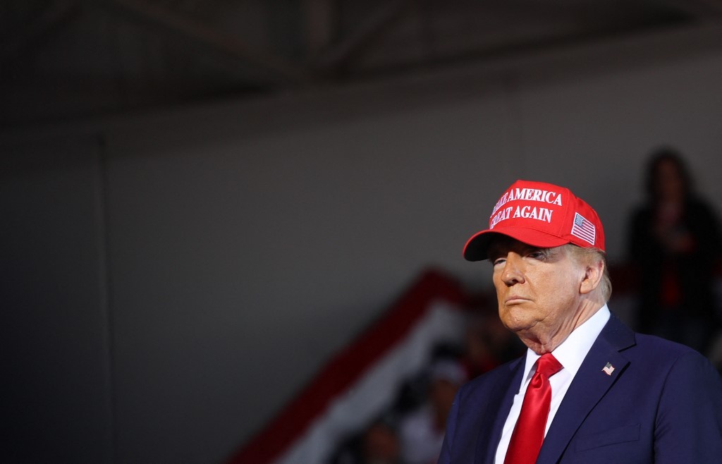 Juíza publica quase 2 mil páginas de provas em ação contra Trump por tentativa de fraude nas eleições de 2020