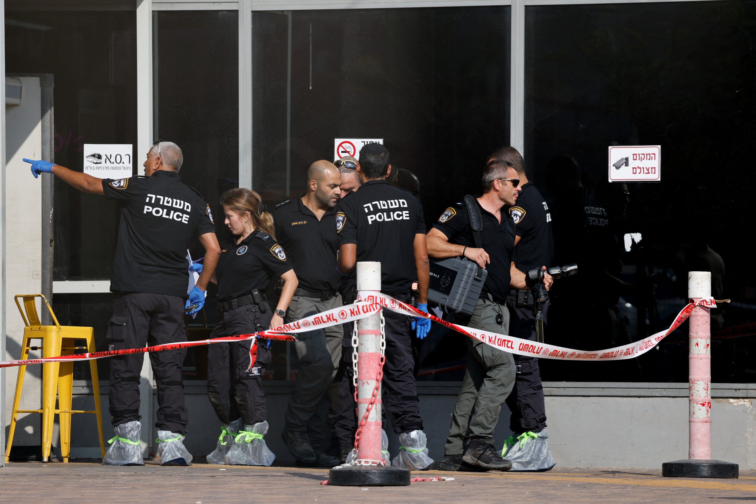 Ataque deixa uma pessoa morta e 10 feridas em terminal de ônibus no sul de Israel