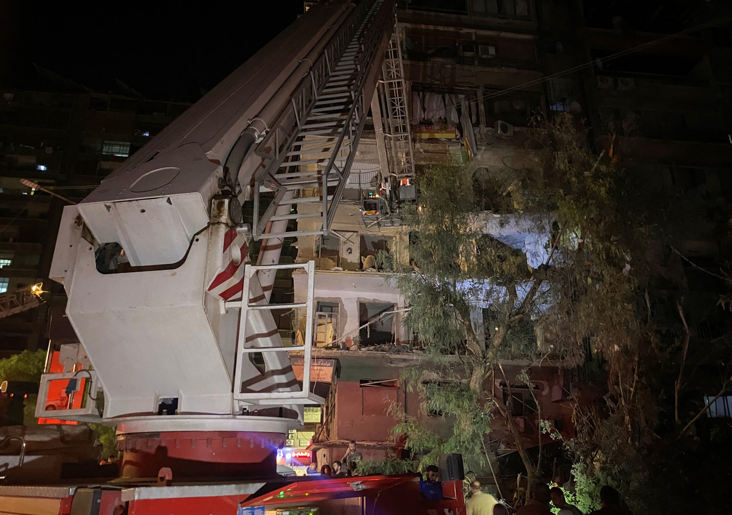 Ataques israelenses na Síria matam soldado e ferem 7 pessoas; prédio residencial foi atingido