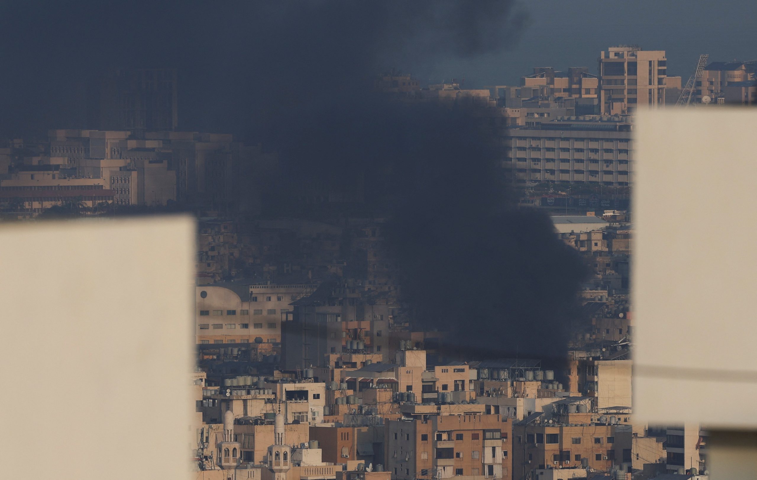 Israel ataca Beirute, Sul do Líbano e Norte da Faixa de Gaza; chefe de drones do Hamas é morto