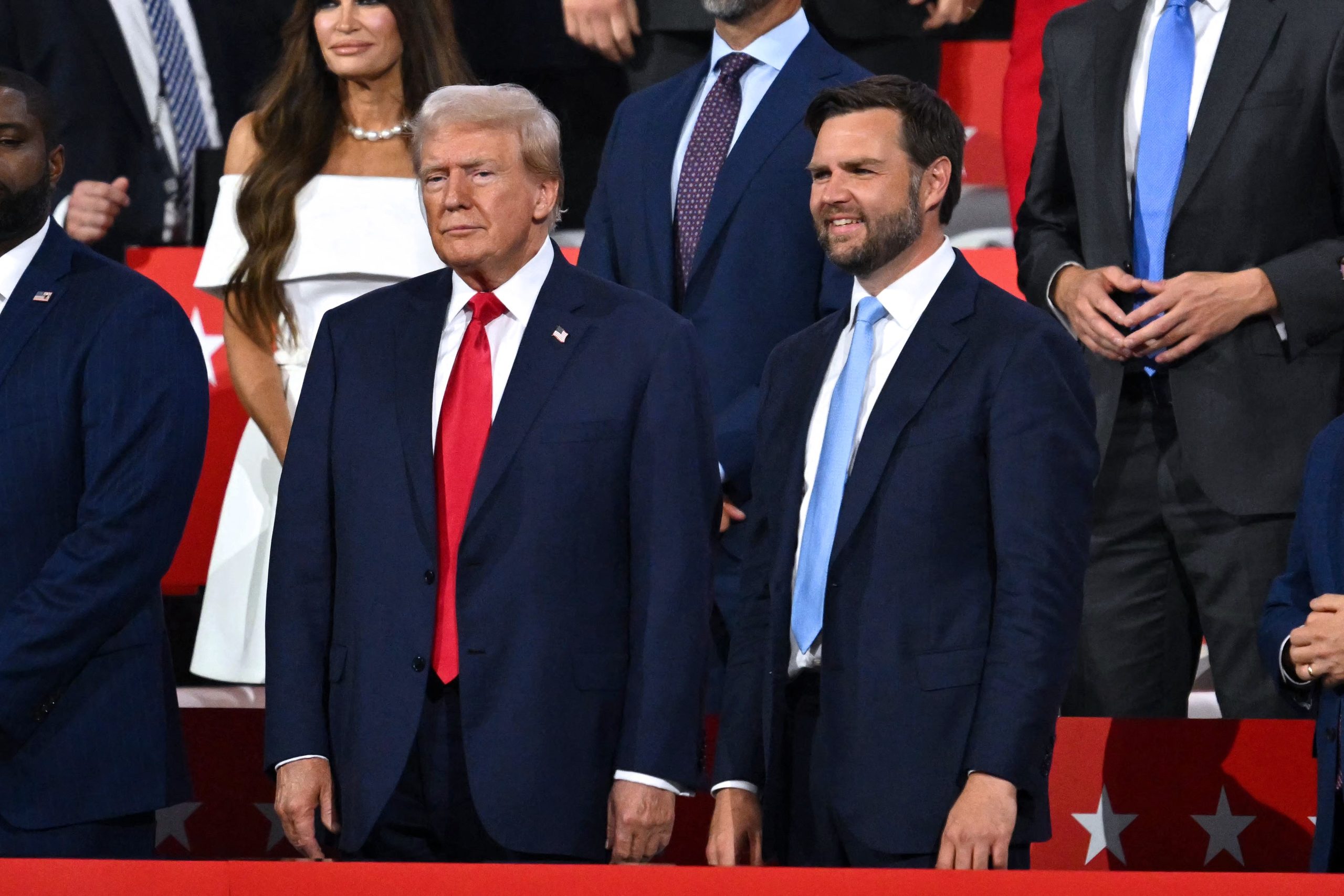 J.D. Vance: quem é o vice de Trump