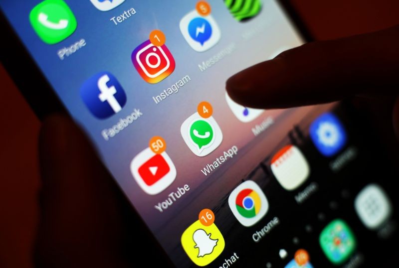 Estados Unidos registram onda de envio de mensagens de texto racistas com apoio à escravidão