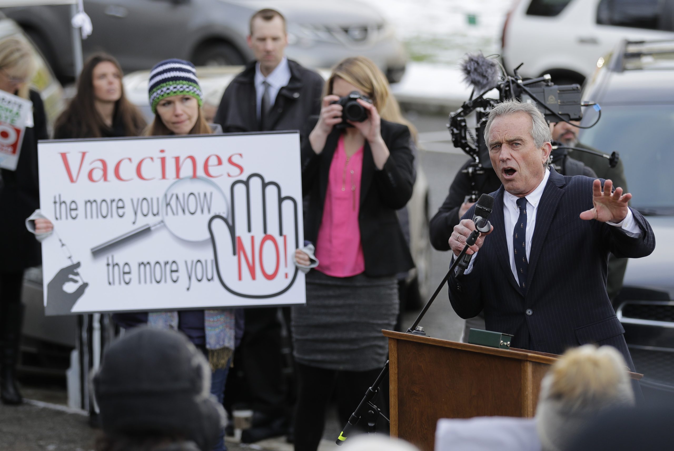 Antivacina, Robert F. Kennedy Jr. é escolhido por Trump para chefiar Saúde