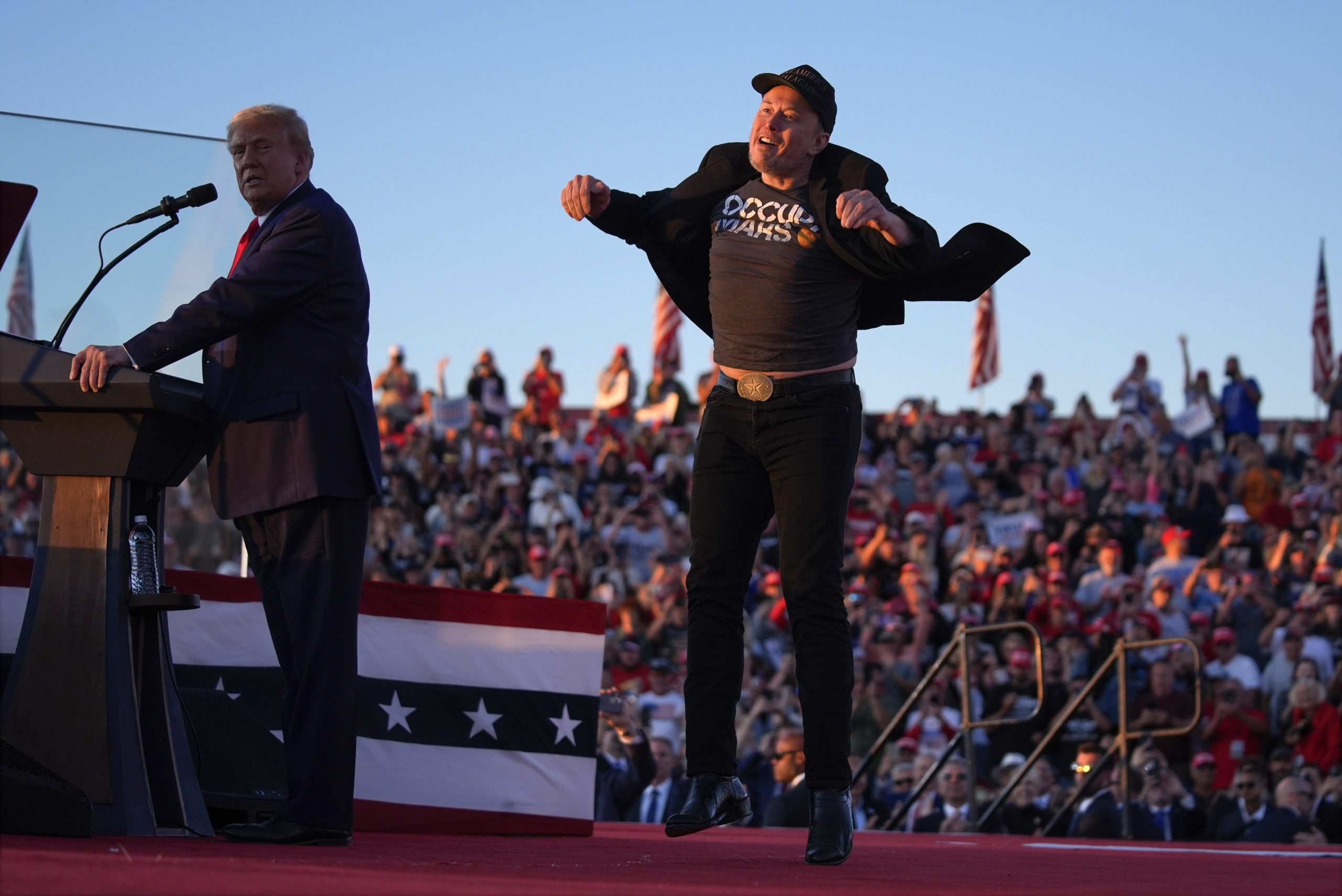 Trump confirma Elon Musk no Departamento de Eficiência Governamental para cortar gastos
